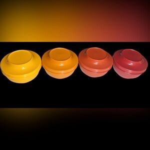 4 Vintage Tupperware 1436-20 And 1436-19 Seal n Serve Bowls  with lids EUC